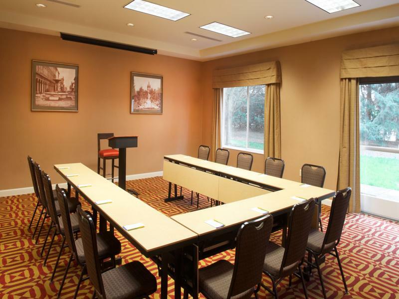 Hilton Garden Inn Portland/Beaverton Buitenkant foto